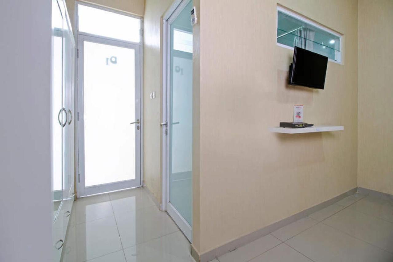 Reddoorz @ Pulomas Hotel Jakarta Exterior photo